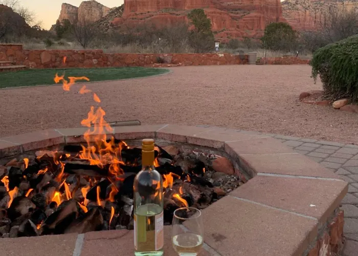 Resort Red Agave